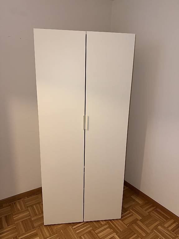 Ikea Schränke: Ikea Kleiderschrank – Gebraucht aus Zürich von Baumi113