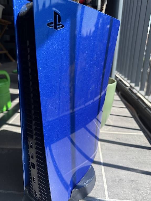 Console: PlayStation 5 PS5 Disc Edition 825GB + Controller  Blau – Usato da Unterentfelden venduto da Mr.Dox 1