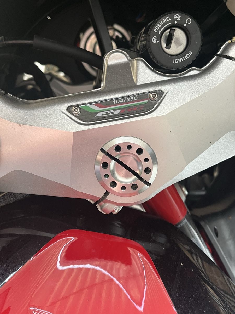 MV Agusta Strada: 800 CC MV Agusta f3 RC – Usato da Courroux venduto da tom_96dx 3