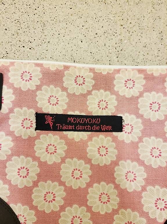 Taschen für Damen: Clutch Damentasche Necessaire rosa neuwertig – Gebraucht aus Jegenstorf von Ladybug0525