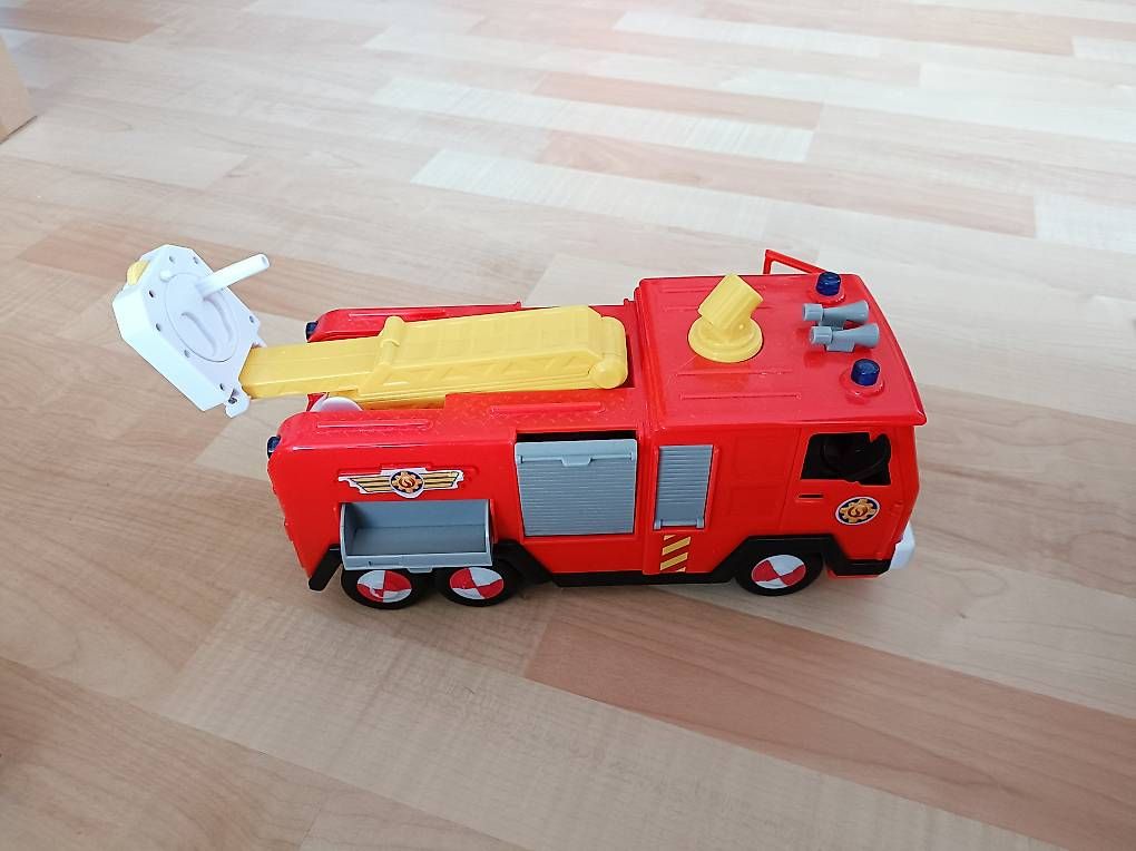 Giocattoli: Feuerwehrauto  – Usato da Wattwil venduto da Mambo851 1