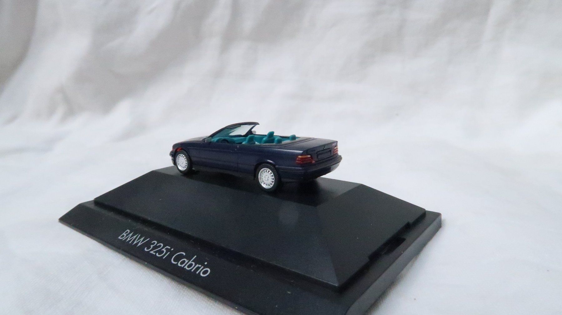 Herpa Modellautos: Herpa BMW 325i Cabrio – Neu (gemäss Beschreibung) aus Muttenz von Laeckerlihamschter 7