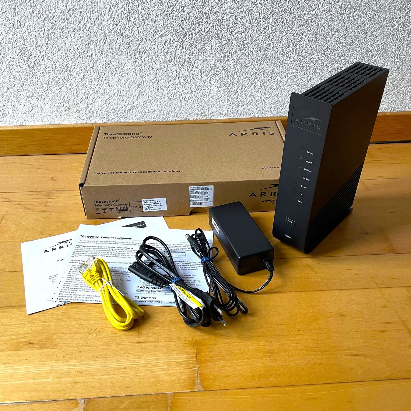 Modems & Router: Arris TG2492S WLAN Router / Kabelrouter / Modem – Gebraucht aus Aarburg von  1