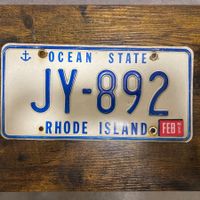 🇺🇸 U.S. Autoschild - Rhode Island JY-892 - ORIGINAL