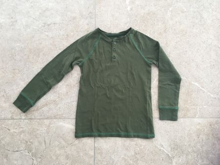 H&M Jungen Langarmshirt Gr. 122/128 khaki grün Bio Baumwolle