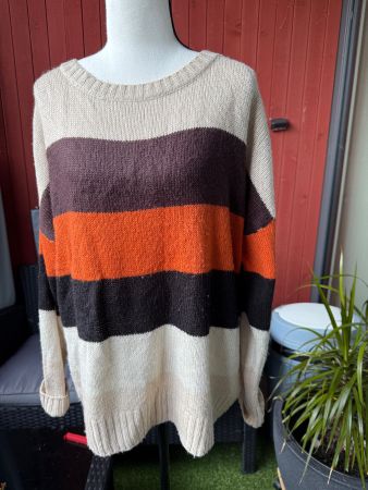 Warmer Strickpullover mit Streifen, Grösse L