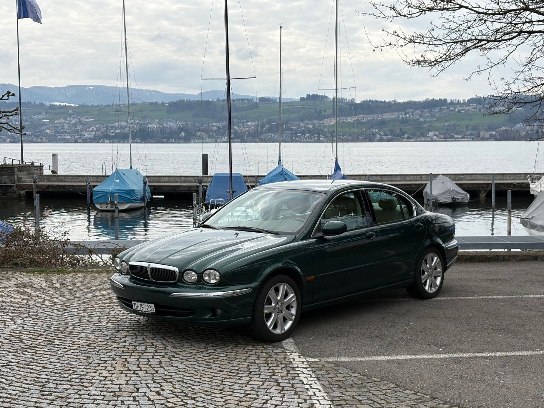 Jaguar Automobili: Jaguar X-Type 3.0 V6 – Difettoso da Männedorf venduto da hgclk00
