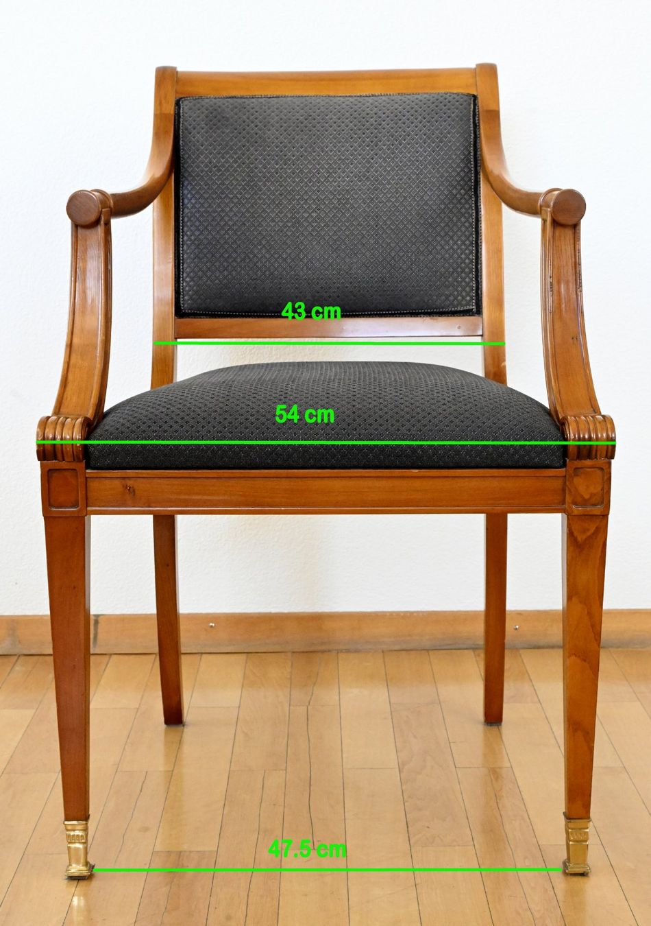 Chaises: Zwei antike Stühle – D'occasion à Cham par Pekelo 1