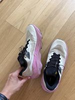 Salomon Laufschuhe / Grösse 43 1/3