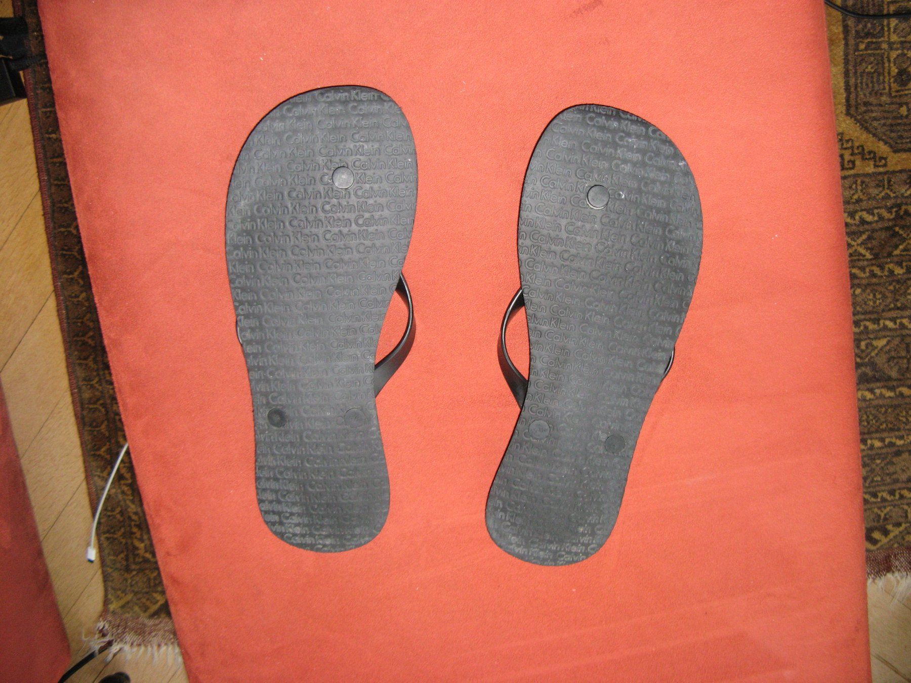 Scarpe da uomo: Calvin Klein Flip Flops Gr. 45/46 – Usato da Zürich venduto da apil 1