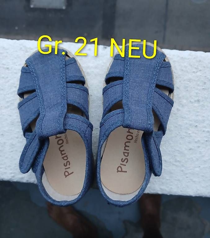 Scarpe per ragazzi: Kinderschuhe Gr. 21 neu 5 Paar – Usato da Basel venduto da ner_5gnp 1