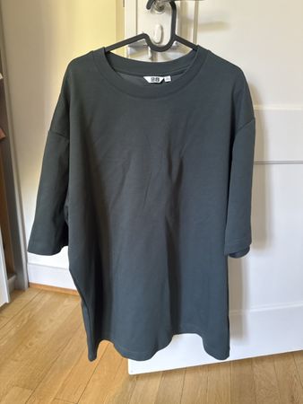 TShirt grau/ Blau Uniqlo XL
