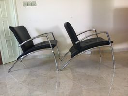 Fauteuils en Cuir noir et Chrome