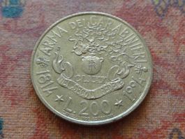 ITALIE  200  Lire  1994