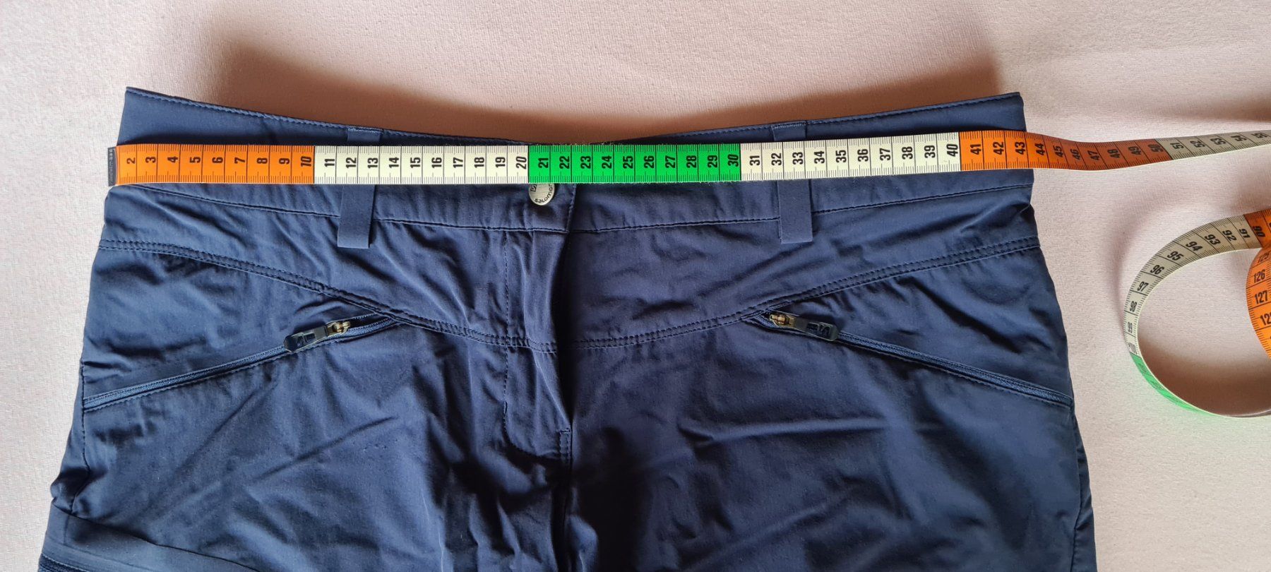 Salomon Pantaloni: Damenhose von Salomom, dunkelblau – Usato da Davos Frauenkirch venduto da Cluetsch 3
