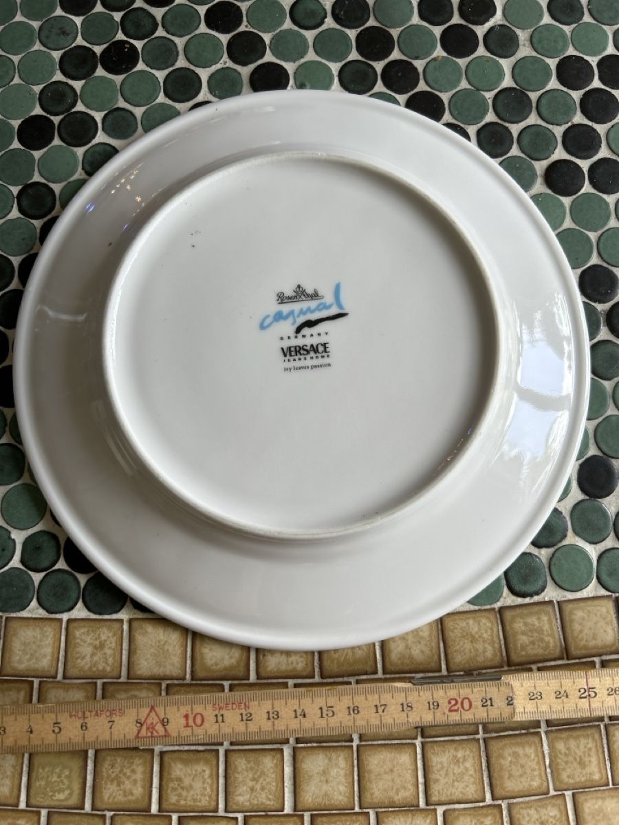 Rosenthal Alle Dekorationen: Rosenthal Teller – Gebraucht aus Bonstetten von Ebano- 1