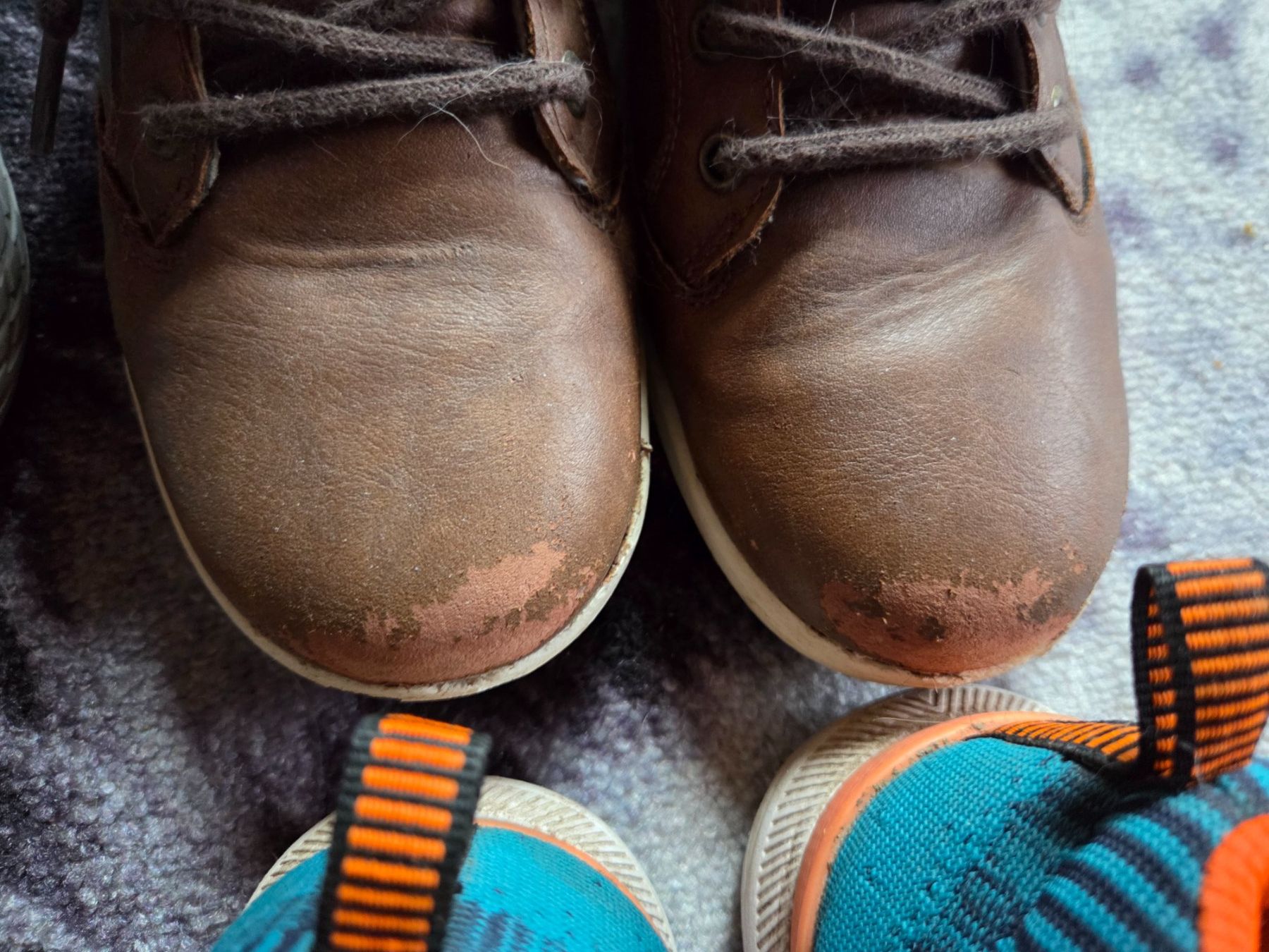 Scarpe per ragazzi: 6x Chaussures enfants Gr. 38 – Usato da Courtelary venduto da Chauvesouris 2