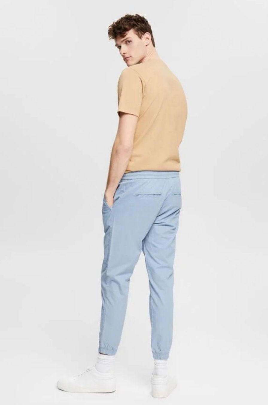 Esprit Pantaloni: Leichte Chino mit Kordelzug 33/32 – Nuovo e nell'imballaggio originale da Wittenbach venduto da bes_k8vr 2