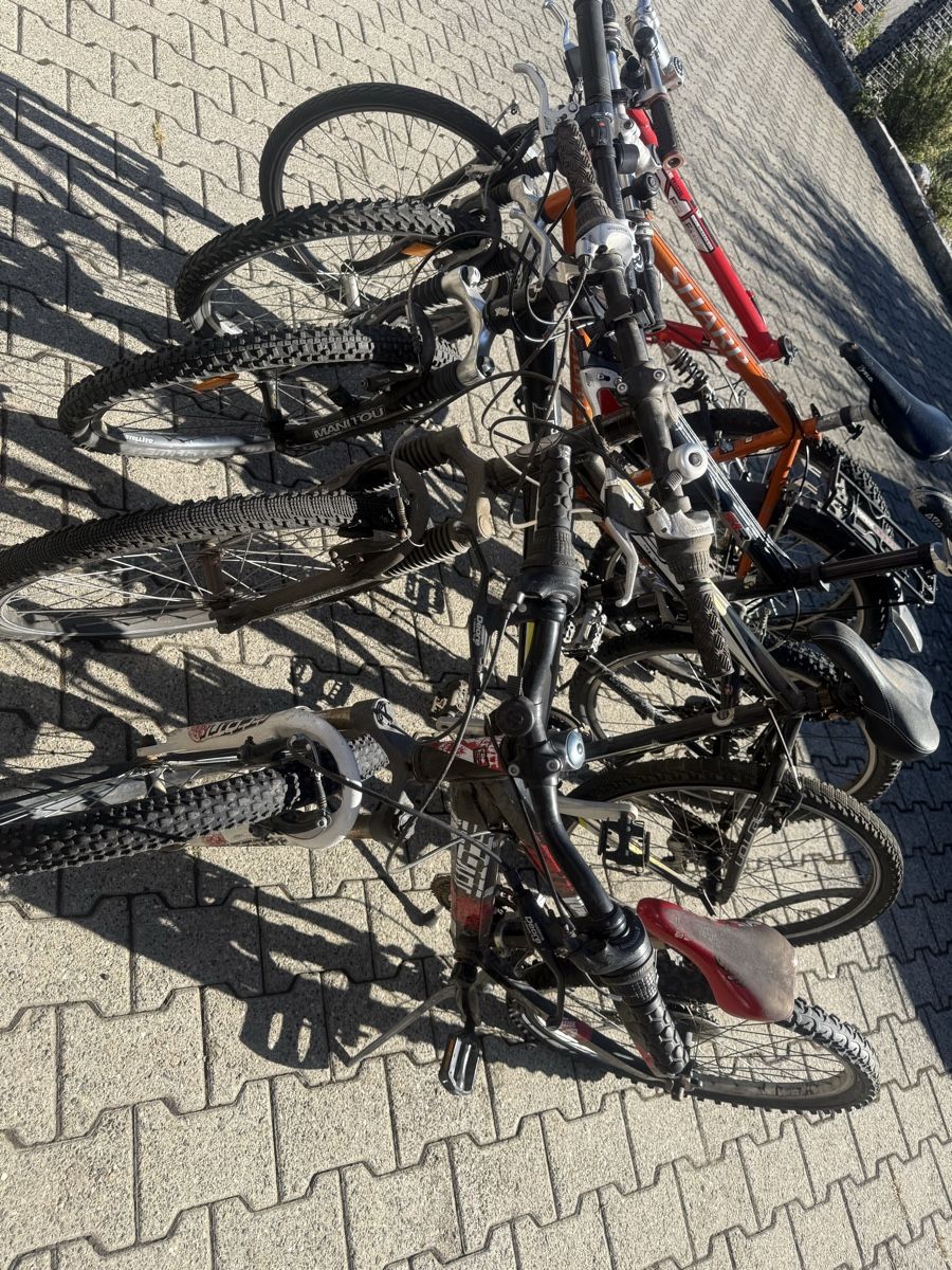 Vélos: Bahnhof Velos – Défectueux à Horriwil par Carrera68 5