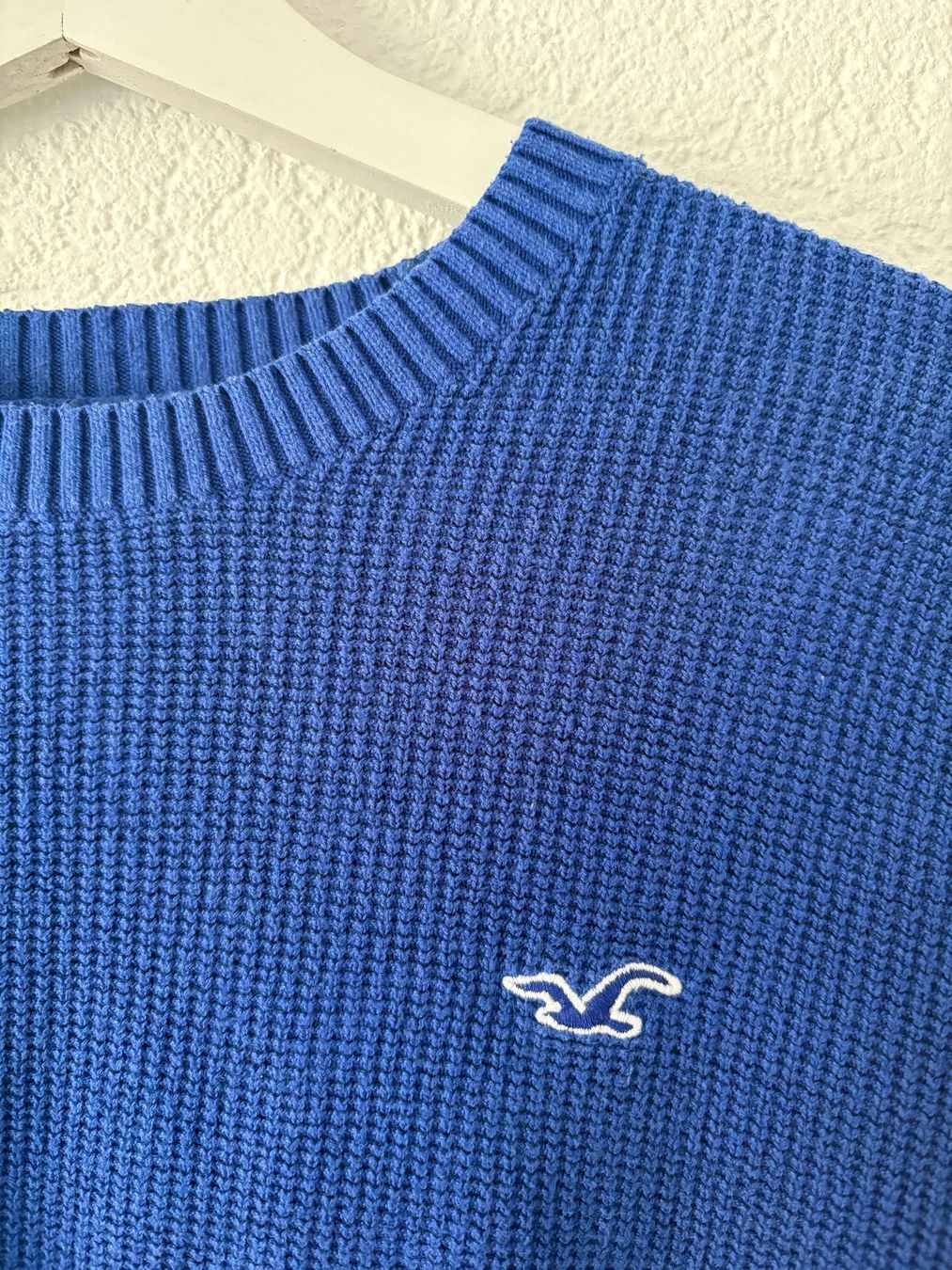 Hollister Lotti di vestiti: Hollister Lot de 4 pulls et 1 chemise – Usato da Malleray venduto da malvib 1