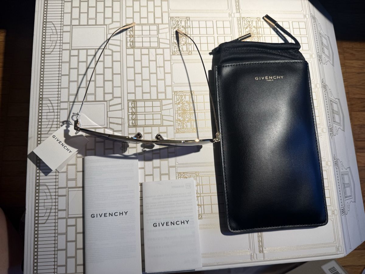 Givenchy Occhiali & Lenti: Givenchy Sunglasses Aviator Gold New – Nuovo e nell'imballaggio originale da Wädenswil venduto da BebaGlow 5