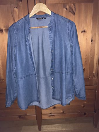 Chemisier en jean Massimo Dutti, taille 36, comme neuf