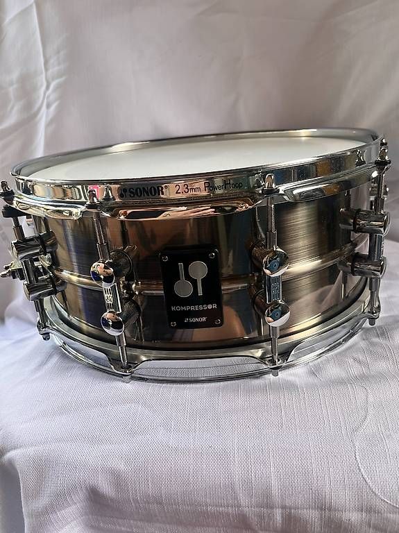 Sonor Strumenti musicali: Sonor Kompressor Snare 14"x5,75" Brass – Usato da Burgdorf venduto da Groombridge 1