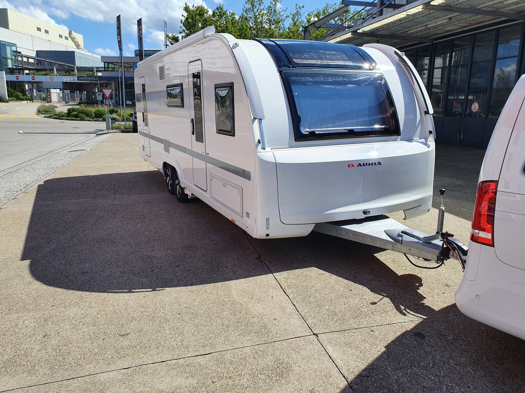 Adria Veicoli da campeggio: Adria Adora 673 PK, Model 2023 – Usato da Nürensdorf venduto da Merc.2017 1