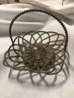 PETIT PANIER DECORATIF TISSE EN FIL DE FER
