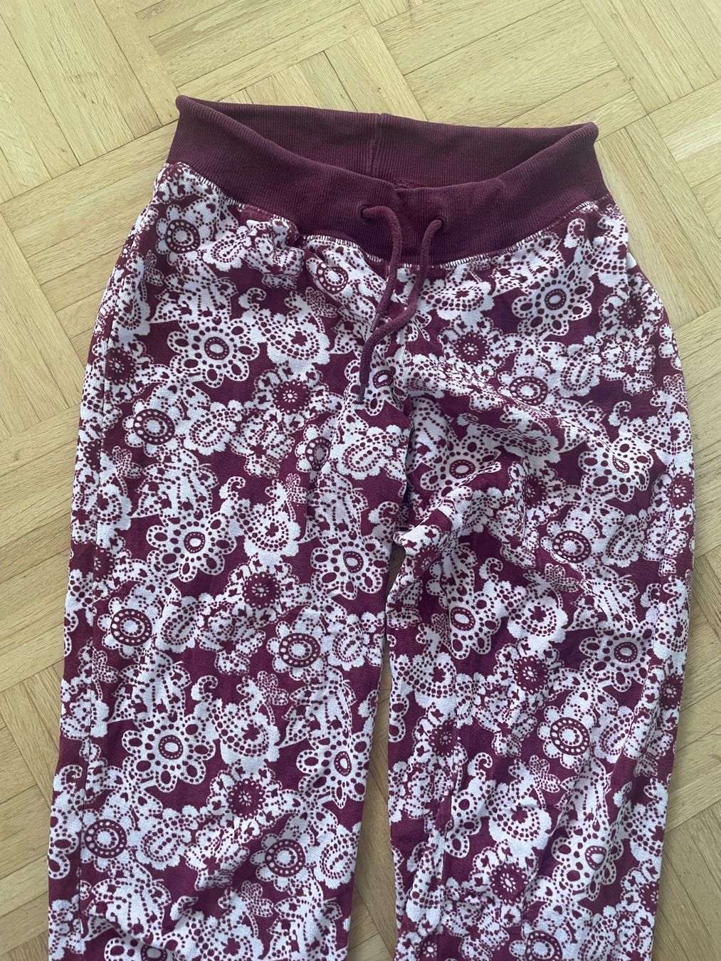 Pantalons: Stoffhose, 3/4, Plüsch – D'occasion à bern par frauschenk