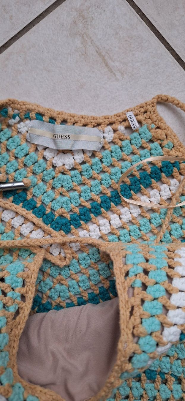 Guess Vestiti: Ensemble Crochet Guess Bohème, Taille 38-40 – Usato da St-Triphon venduto da Jldr0 2