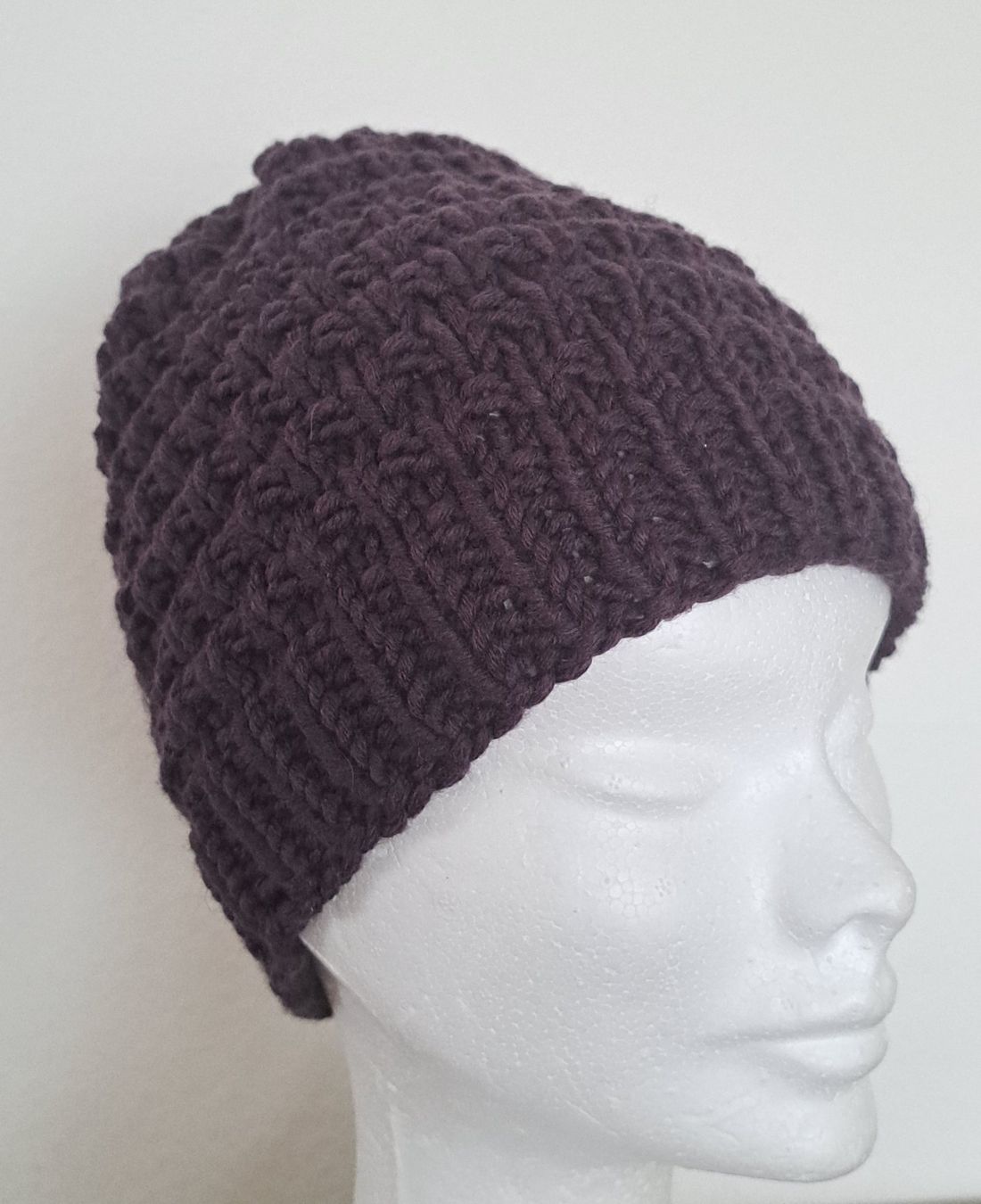 Hüte, Mützen & Caps: Handgestrickte Mütze 25 – Neu und originalverpackt aus Romanshorn von Octa27