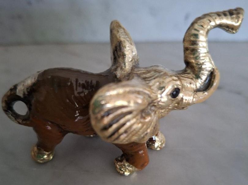 Statuette: Elefant aus Messing, klein – Usato da Udligenswil venduto da m-nikolic