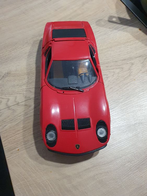 Lamborghini Miura Rouge Polistil 1/18 – Miniature De Collection Années ?