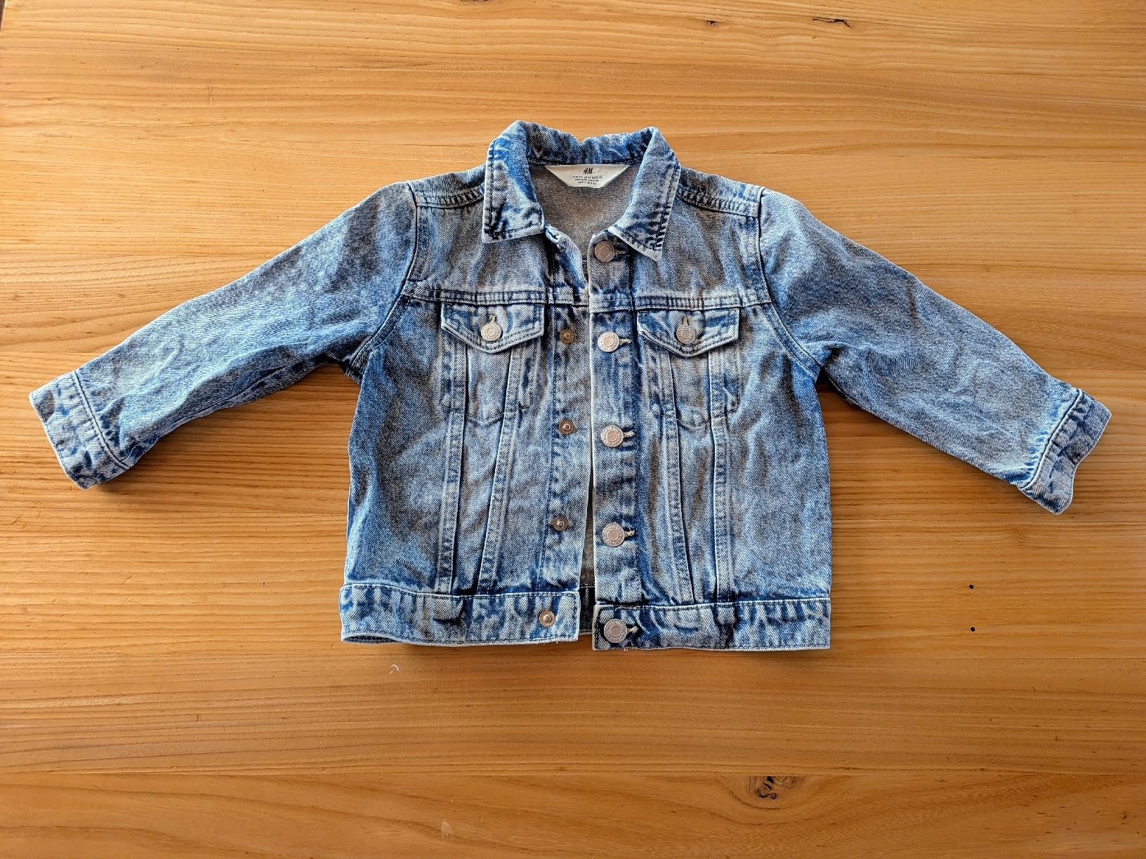 H&M Jacken: Jeansjacke im oversized Schnitt von H&M – Gebraucht aus Ebnat-Kappel von Fini1000