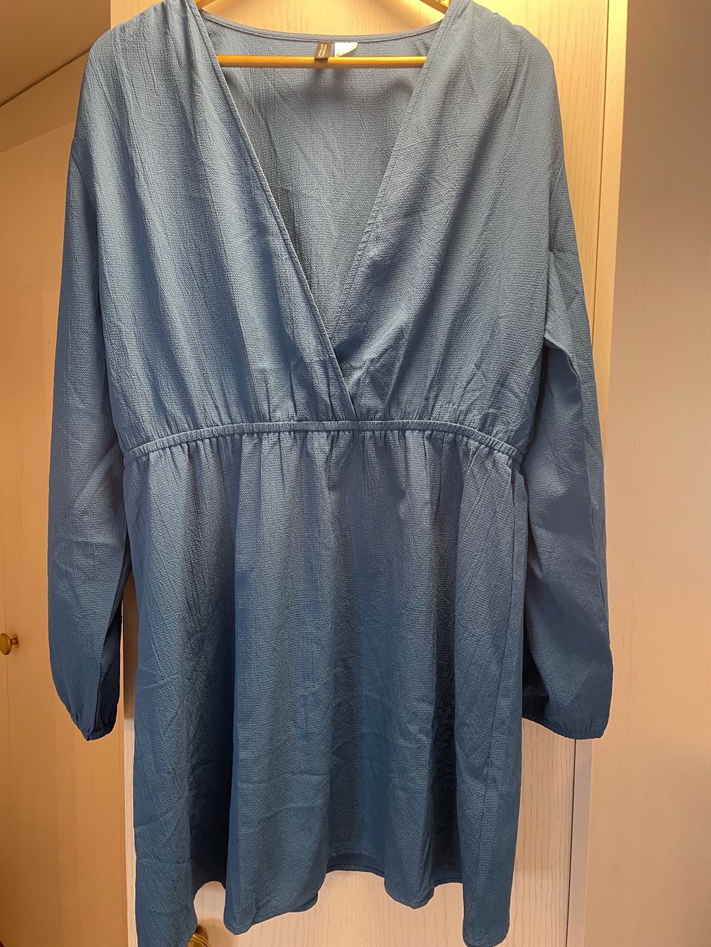 H&M Kleider: H&M Damen Kleid L – Gebraucht aus Tägerwilen von makcode09