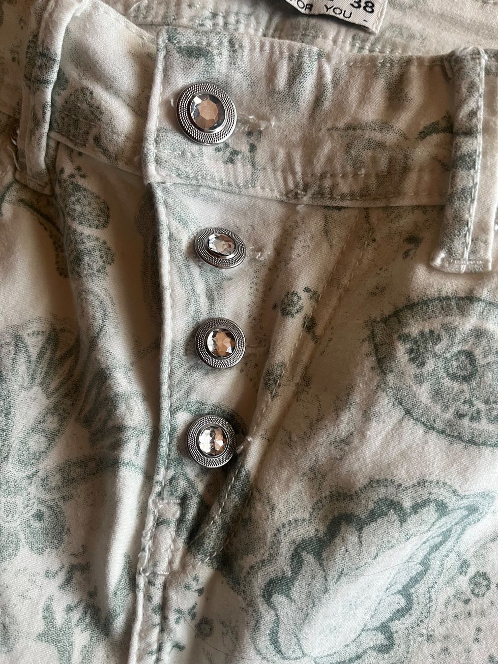 Jeans: Jeans Hose Gr 38 – Nuovo e nell'imballaggio originale da Aarberg venduto da Jakaro 1