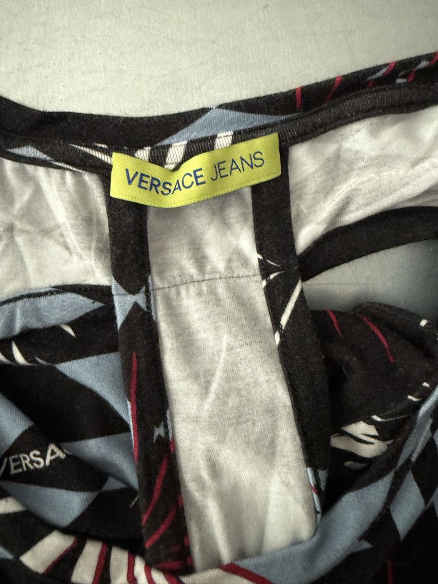 T-shirts: Versace shirt – D'occasion à visp par Kmemo1 3