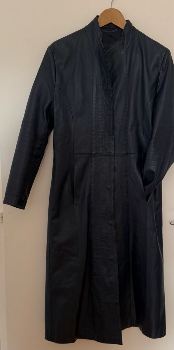 Giacche: Veste longue cuir taille 42 – Usato da Vésenaz venduto da NORA1325