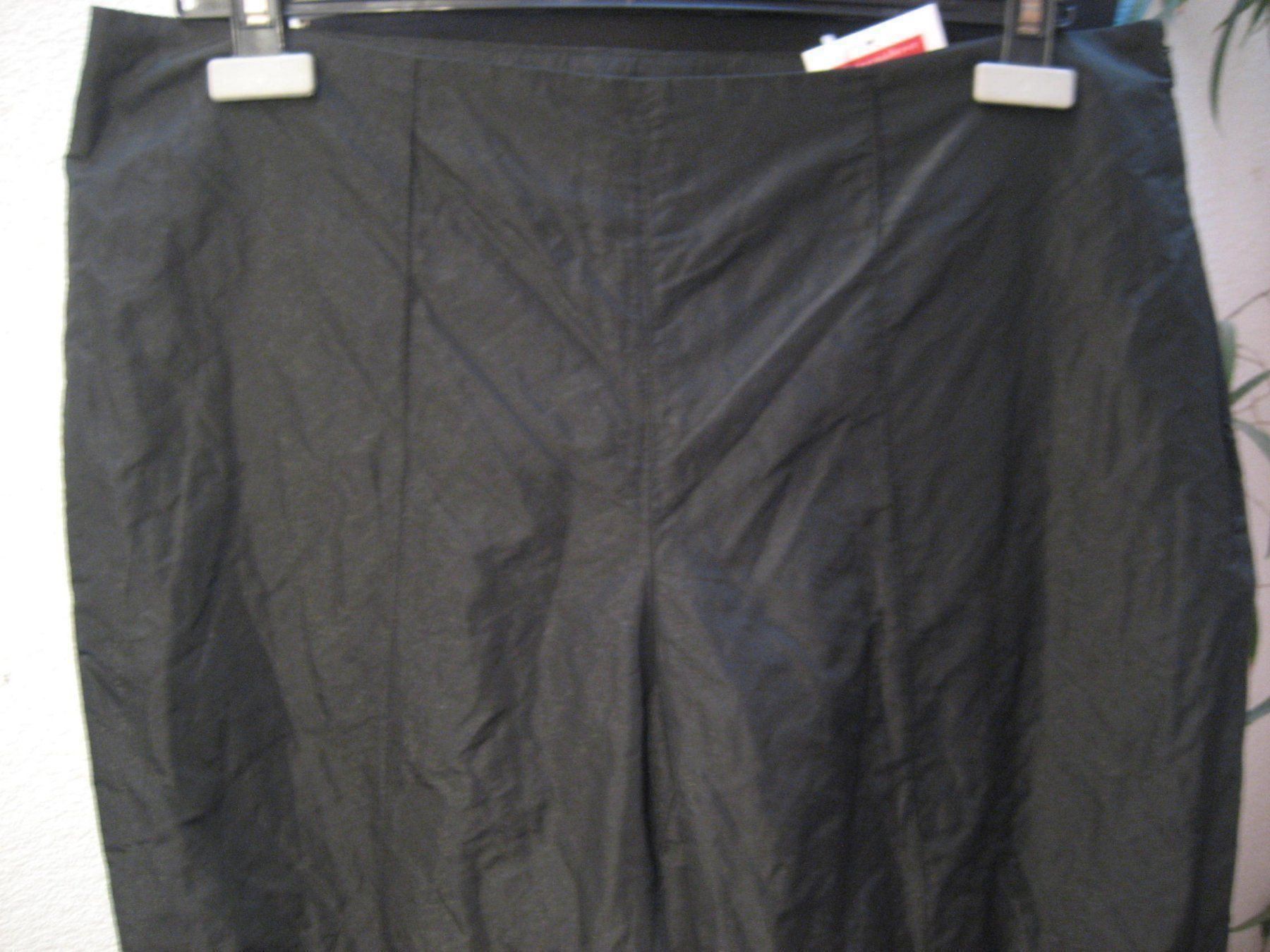 Riani Pantaloni: Pantalon RIANI taille 44, neuf – Nuovo e nell'imballaggio originale da Delémont venduto da marryb 1