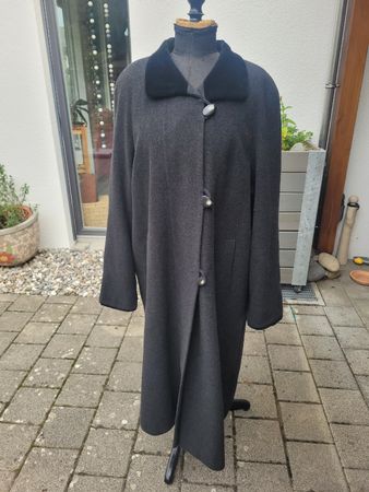 Damen oder Herren Mantel Uptown Wolle Grösse 48/50 XXL
