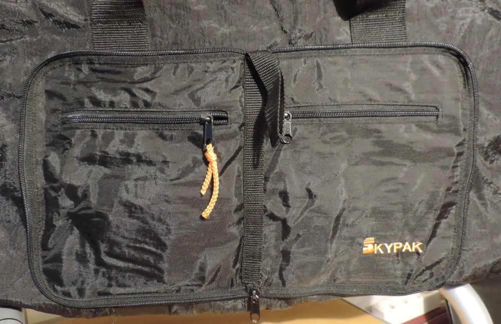 Borse: Praktische, faltbare Nylon-Reisetasche – Usato da Burgdorf venduto da ursla50 1