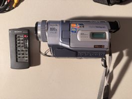 Sony DCR-TRV239E Digital8 / Hi8 Video8 Handycam mit Zubehör