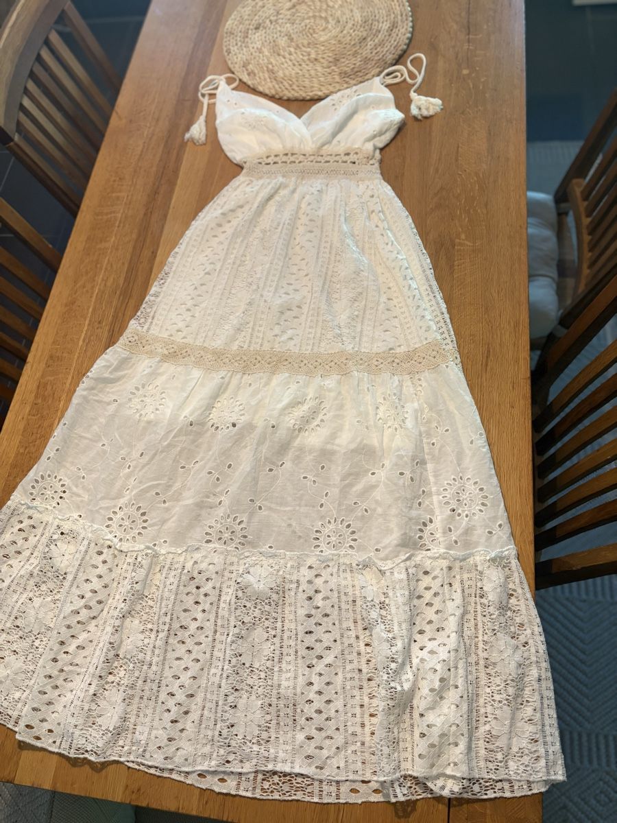 Vestiti: Robe taille S/M  – Usato da Attalens venduto da Skorpionica 2