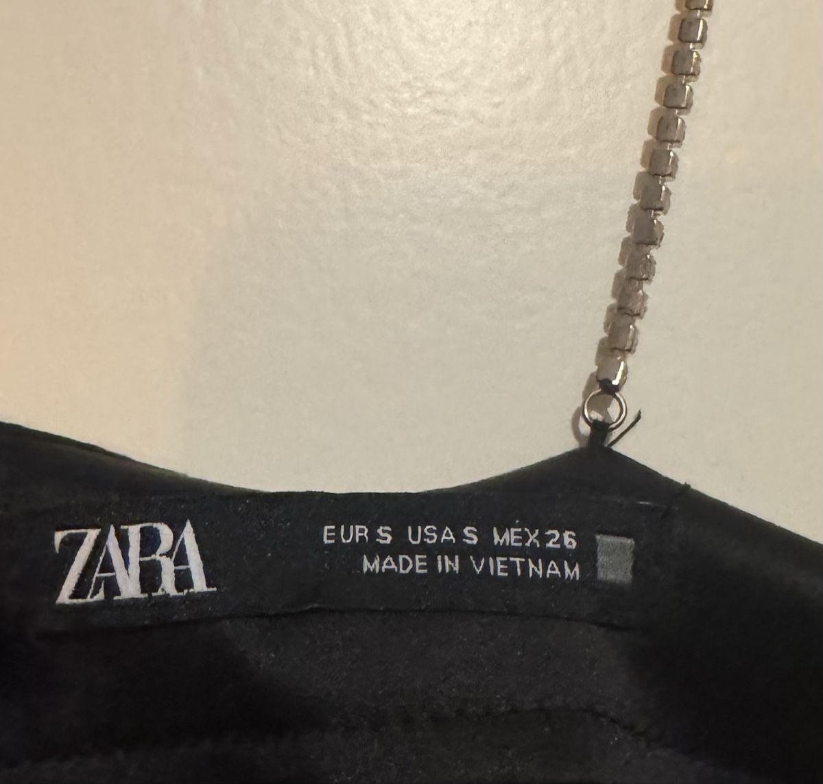 Zara Kleider: Zara kleid, schwarz, Grösse S – Neu (gemäss Beschreibung) aus Chur von ropa68 2