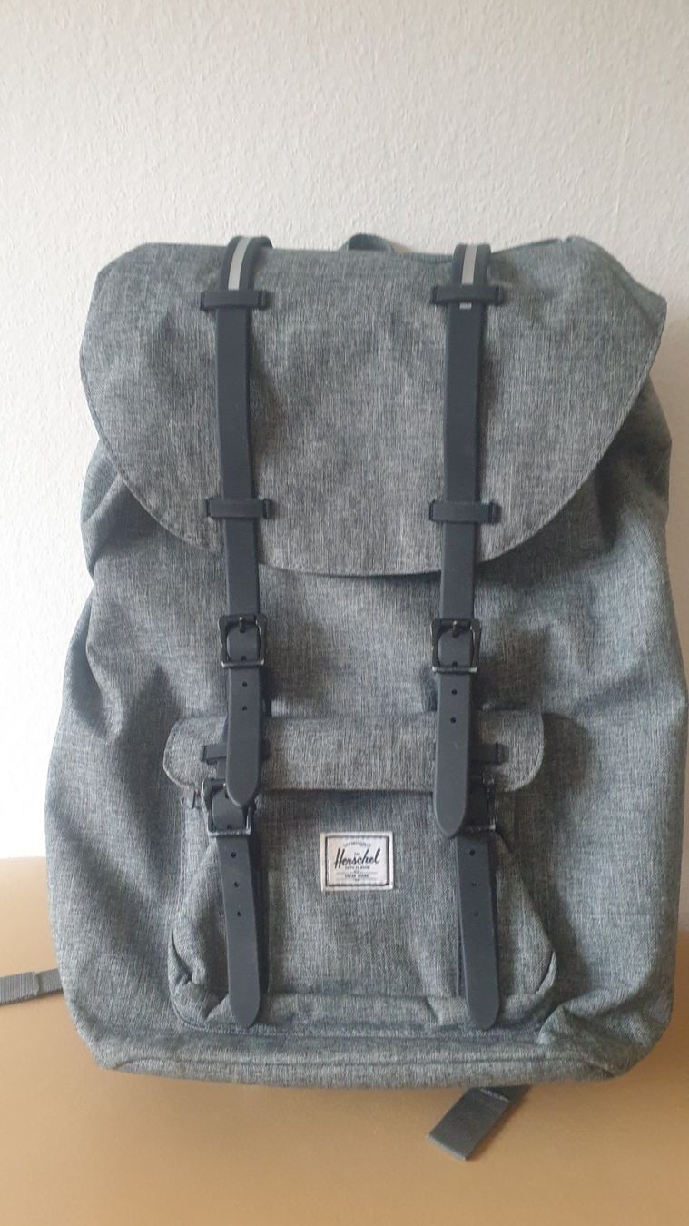 Herschel Zaini: HERSCHEL Rucksack, neuwertig – Nuovo (secondo la descrizione) da Zürich venduto da mba_7zzf