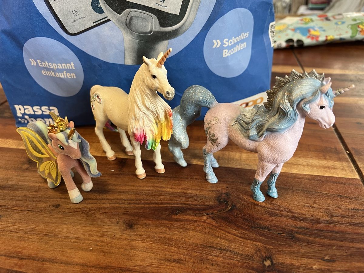 Schleich Figurines: Schleich Figuren Einhörner – D'occasion à Zermatt par B.15.v02 1