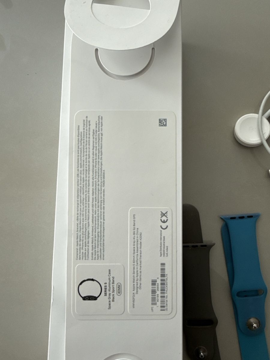 Apple Smartwatch: Apple Watch Series 5 - GPS - Space Gray - 40mm - Used – Usato da Unterägeri venduto da Tommtes 2