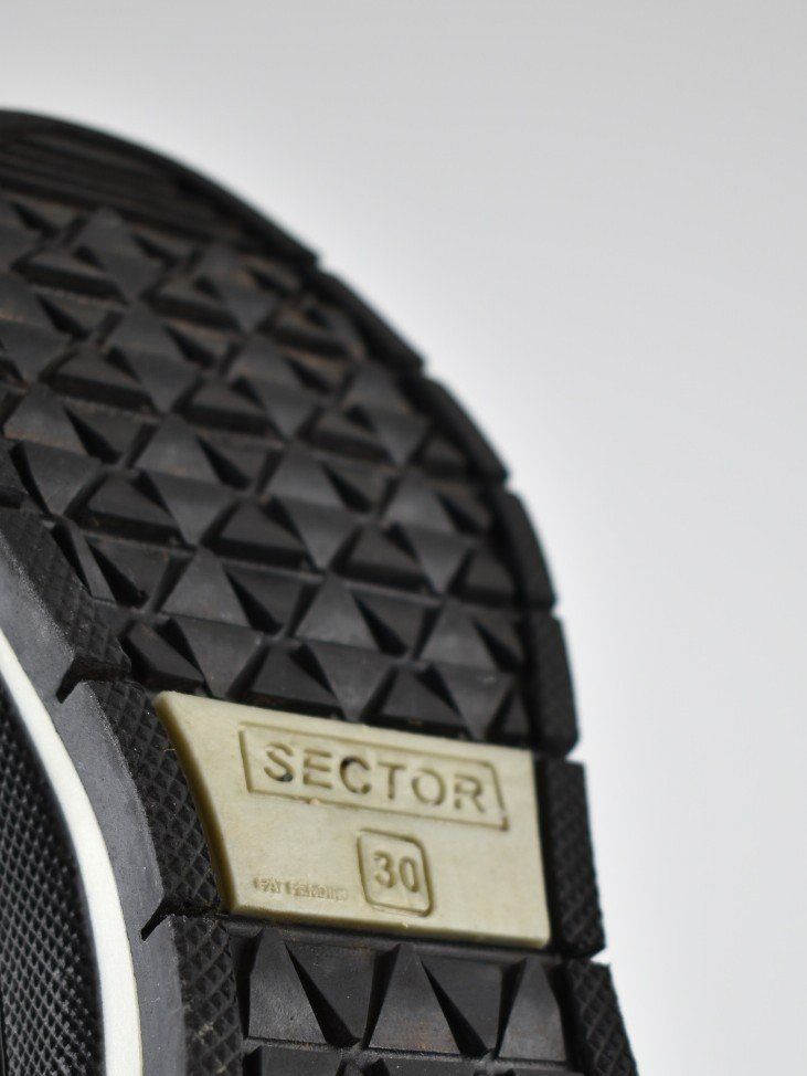 Scarpe per ragazze: Jog Dog Boots Gr.30, schwarz – Usato da Nürensdorf venduto da 2ND_STORY 8
