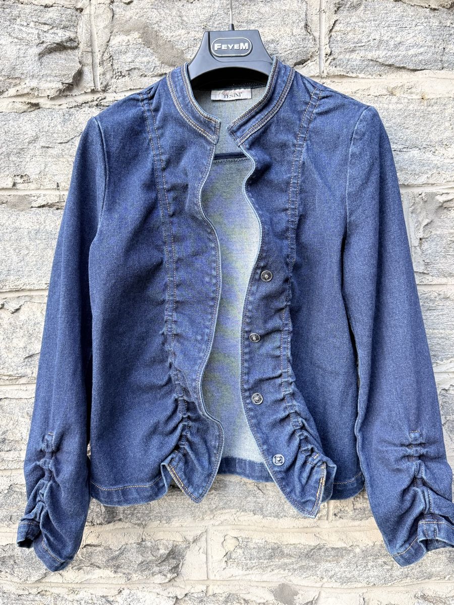 Jacken: Giacca di jeans  con maniche arricciate – Gebraucht aus Bellinzona von bul_mvy5